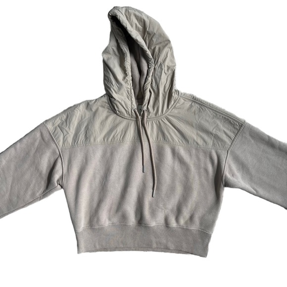 ABERCROMBIE AND FITCH TAN NYLON MIX “SUNDAY” CROPPED HOODIE SIZE XS - Picture 6 of 9